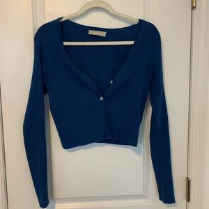 Everlane crop sweater